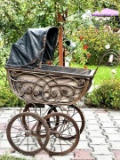 Nostalgiczny wózek dla lalek