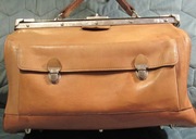 Skórzana torba lekarska