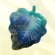 Przepiękny liść, tacka, mydelniczka 