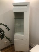 Witryna biała podświetlana Agata Meble
