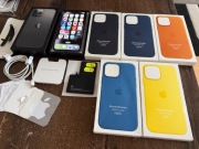 Apple iPhone 13 Pro Max Graphite 512GB Model A2643 MLLF3PM/A + 5 Etui