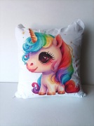 Poduszka z nadrukiem, uroczy jednorożec, konik