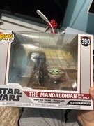 Figurka funko pop star wars the mandalorian with the child 390