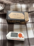 Flipper zero plus kartonik i karta