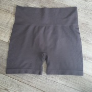 Spodenki sportowe PRIMARK WORKOUT – stan bardzo dobry