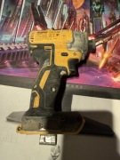 Dewalt DCF887 Zakrętarka udarowa