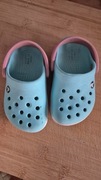 Klapki, sandały dziecięce CROCS rozmiar 6, czyli 22-23