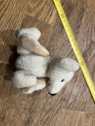 Miś misiek niedźwiedź z magnesami na łapkach zabawka maskotka