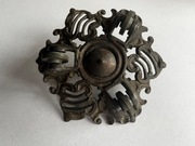 Oryginalna żeliwna podsufitka do lampy naftowej