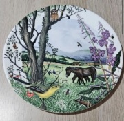 WEDGWOOD Talerz ozdobny porcelanowy w pudełku Certyfikat wieś koń konie