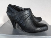 NEW LOOK CZARNE BOTKI ROZM. 37 (4)