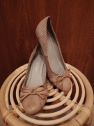 Buty na obcasie czółenka Clara Barson 39