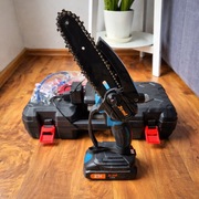 Zgrabna pilarka akumulatorowa do gałęzi 