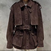 Zamszową skórzaną kurtka