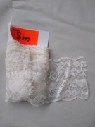 Koronka ozdobna 80 mm biały 3 m