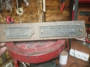 Stara tabliczka znamionowa gassen traktor maszyna parowa