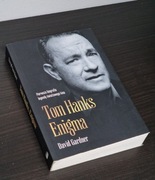 Enigma. Tom Hanks - David Gardner 