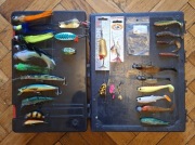 PRZYNĘTY + PUDEŁKO FOX RAGE