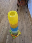 Piramida z kuleczką 