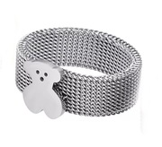 Pierścionek wykonany ze stali nierdzewnej