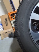 Felgi aluminiowe z oponami