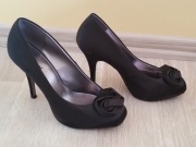 Szpilki czółenka damskie Graceland czarne jak nowe w pudełku r.39 stan bdb 