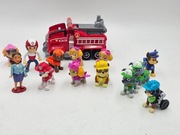 Psi Patrol pojazd strażacki + duży zestaw figurek