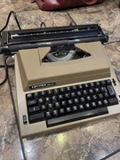 Elektryczna maszyna do pisania Lectra 860 ST