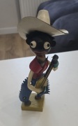 Figurka PRL grajek z gitarą vintage retro dekoracja loft