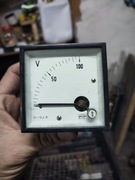 Woltomierz tablicowy Lumel M17N