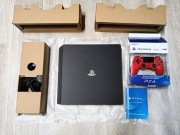 KONSOLA PS4 PRO 1TB + 2 pady