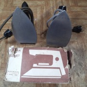 Żelazko DEZAMET Typ C28 750W 220V~ Oraz Typ 235 1000W 220V~ PRL