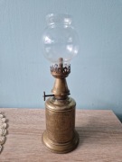 Stara Francuska lampa naftowa 