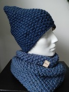 Granatowa czapka komin czapkinatki drops andes