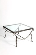 stolik kawowy metalowy kuty ze szklanym blatem