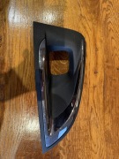 Osłona prawa halogenu Peugot 5008