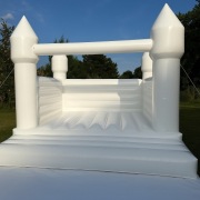 Dmuchany zamek / skakaniec