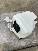 TOYOTA Corolla D9 1988r - zbiornik spryskiwacza