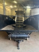 Bunkier przyjęciowy do wywrotek