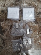 Dwa podwójne gniazda 