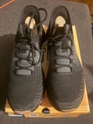 Buty męskie sportowe Skechers Edgeride-Raygo [232932/BBK] SLIP-INS