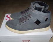 Buty Guess męskie 42 (zaniżony rozmiar - realnie +/- 43 - 27,8 cm) 42 43 44