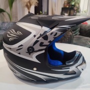 Kask crossowy rozmiar L Nowy!