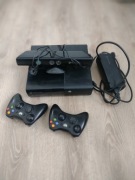 Konsola Xbox 360 Slim + Kinect + 2 pady + Zestaw gier