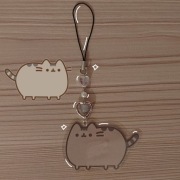 Zawieszka do telefonu z pusheenem 