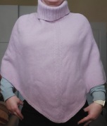 Monsoon wełniane ponczo różowe z golfem narzutka 100% wełna okazja S/M