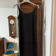 Sukienka Zara czarna XS na ramiączkach z rozcięciami wiskoza 