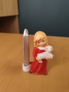 Świecznik figurka aniołek z owieczką porcelana Goebel 
