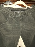 RAINBOW CZARNE SPODNIE JEANS rozmiar L - 40.