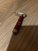 Mała latarka stan nieznany